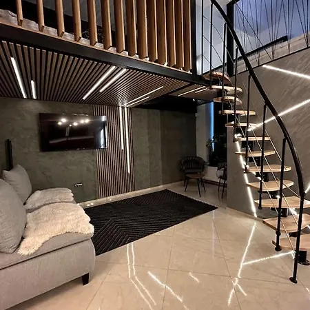 Leo &private Spa Lägenhet Bratislava