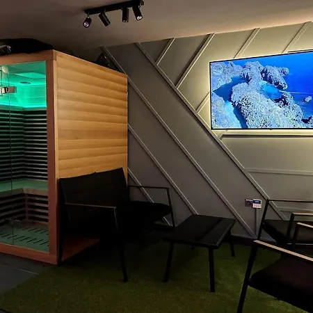 Leo &private Spa Lägenhet Bratislava
